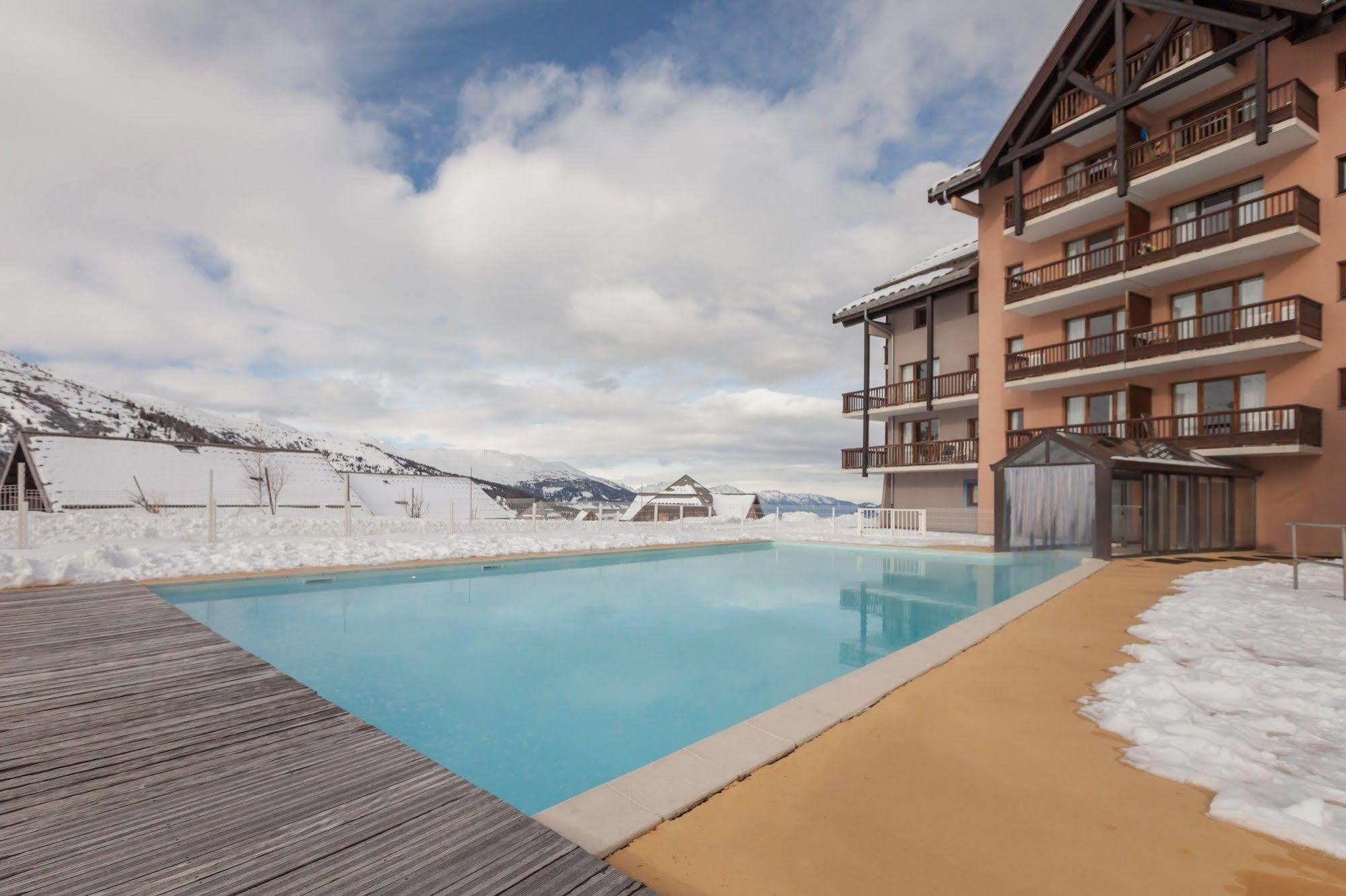 Residence Pierre & Vacances Le Thabor Вальменье Экстерьер фото